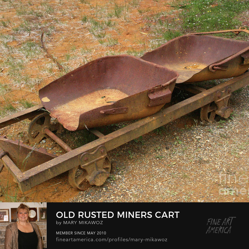 Mikawoz Old Rusted Miner's Cart